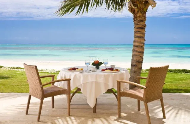 Hotel Tortuga Bay Puntacana Resort Club terrasse vue plage